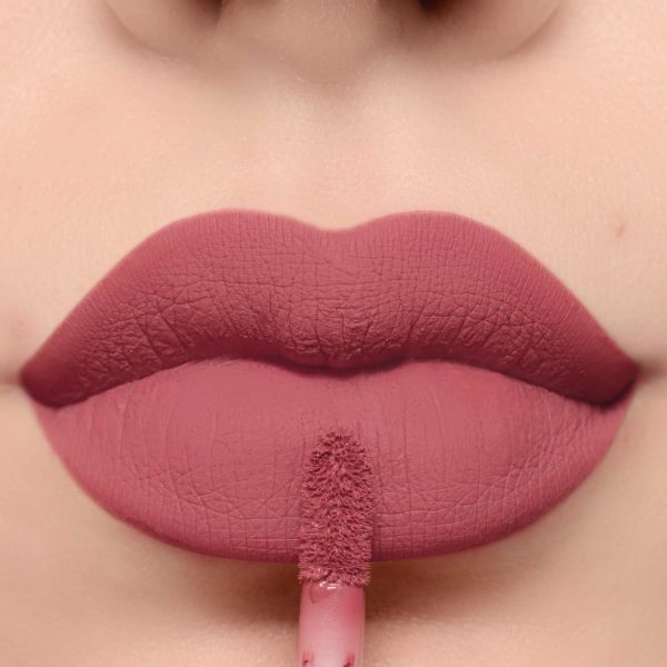 Batom Liquido Creamy Matte - Posh | Mari Maria Makeup - Image 3