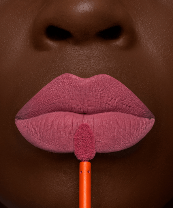 Batom Liquido Creamy Matte - Posh | Mari Maria Makeup - Image 4
